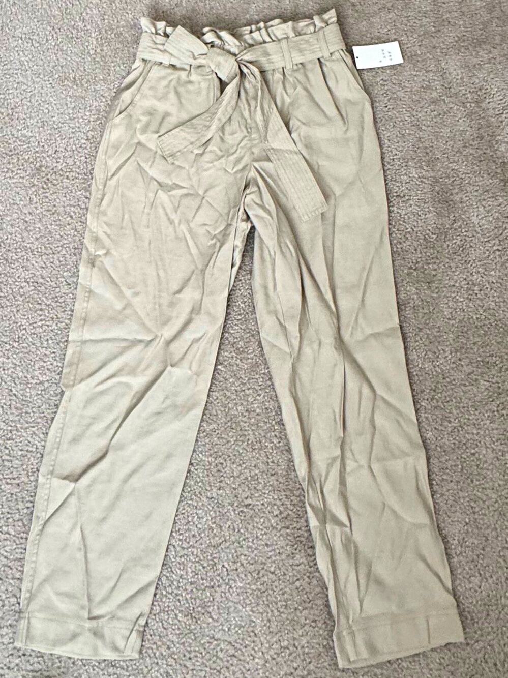 A New Day Women’s Medium Beige Paperbag Waist Chino Pants Tie Belt High Rise NWT